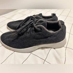 Allbirds charcoal gray merino wool runners in size 8.